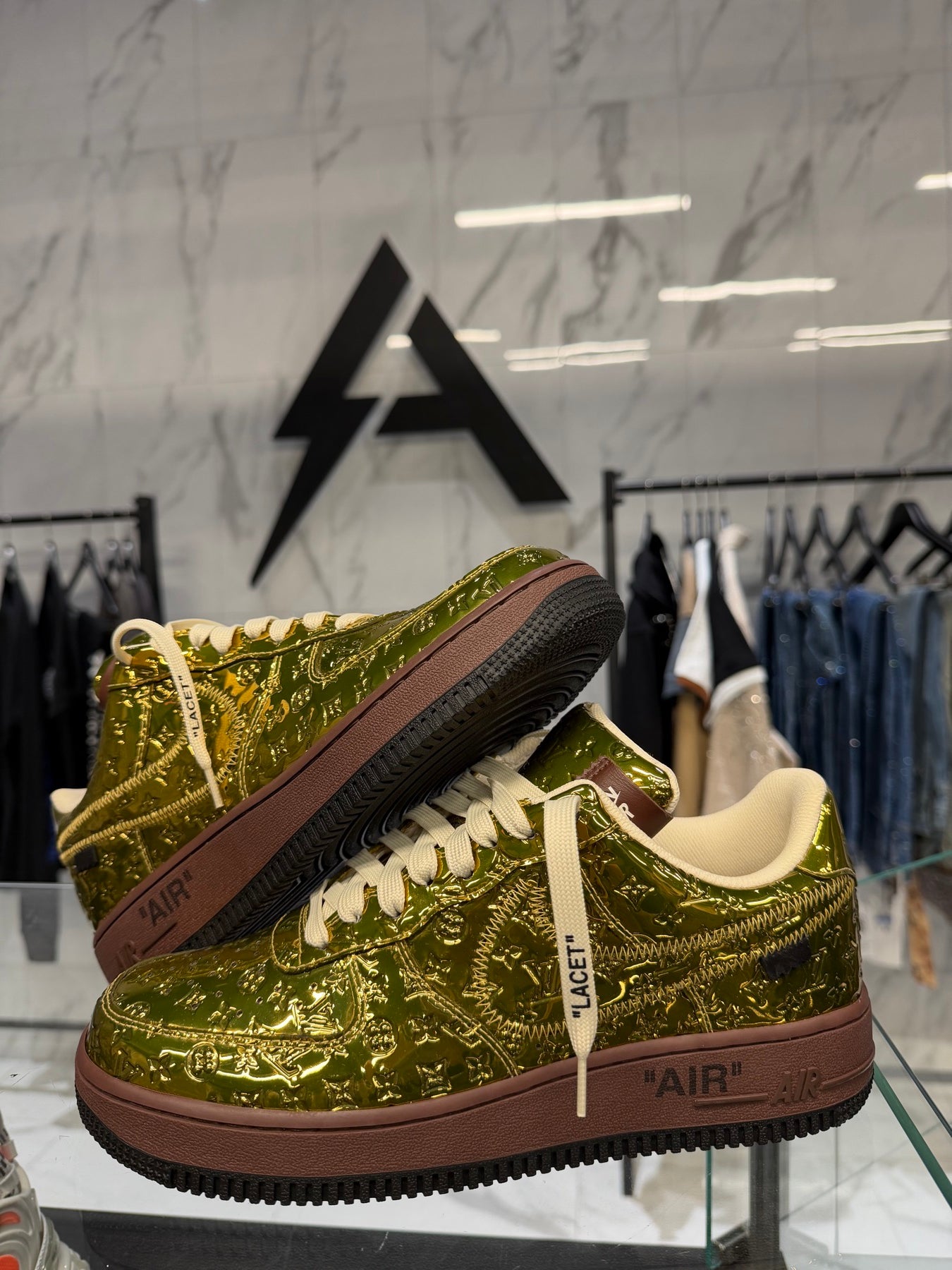 Sneakers