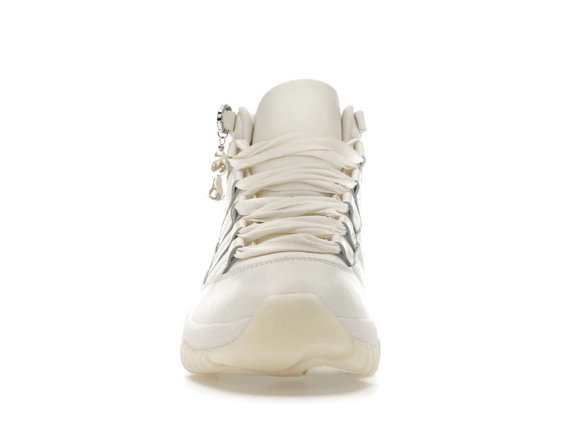 Jordan 11 Retro Pearl (Women's)